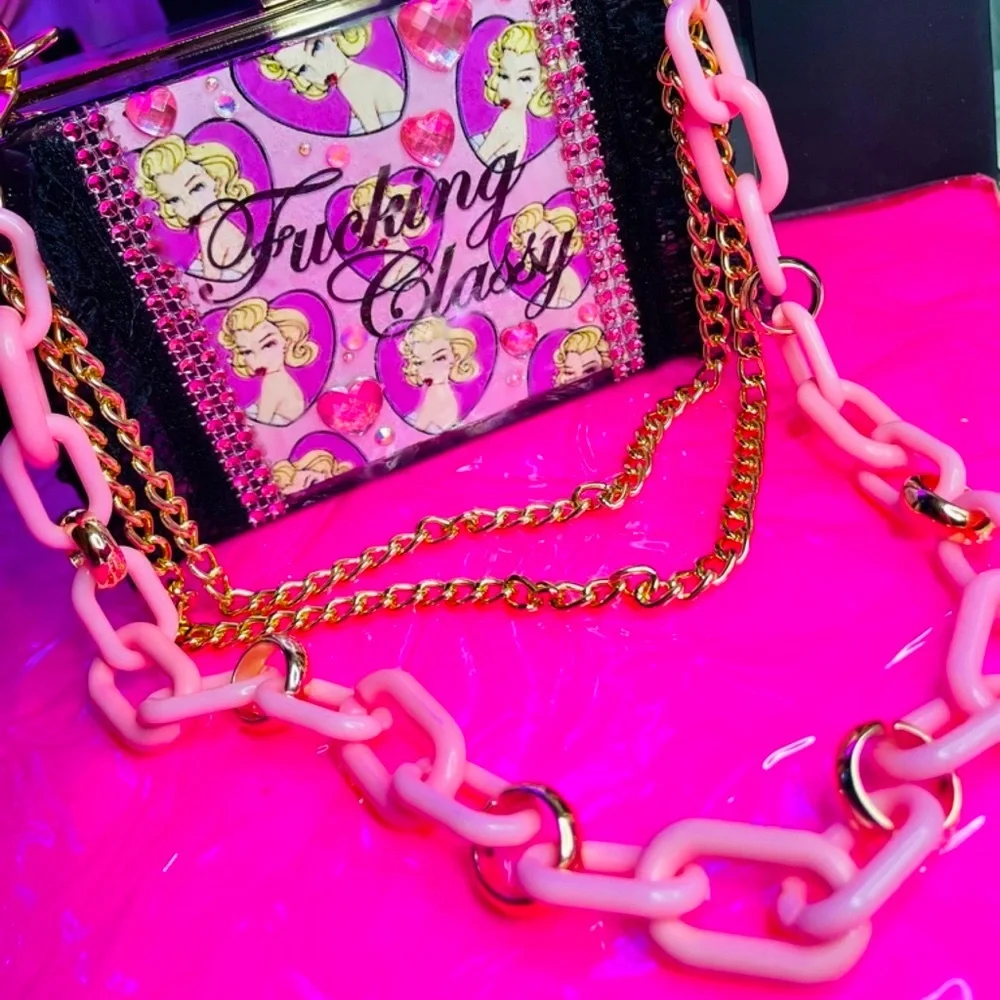 Barbie purse - Picture 7 of 7